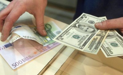 НБУ сократил покупку валюты на межбанке