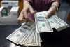 Українці продали в грудні на $181,5 млн більше валюти, ніж придбали