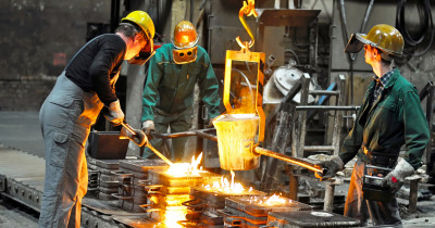 Британія інвестує $3 млрд у сталеливарну промисловість після підвищення мит США