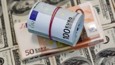 Нацбанк проведе аукціон з продажу готівкового євро