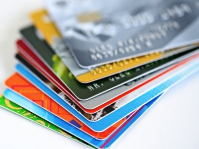 Кількість платіжних карток цьогоріч зросла на 2,5%