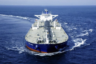 Британія запровадила санкції проти танкерів, які перевозили російську нафту