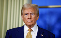Трамп підвищує до 25% тарифи на авто з ЄС