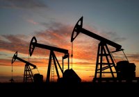 росія експортує більшу частину своєї нафти в обхід санкцій