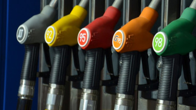 Ціни на бензин і дизель в Україні досягли історичного максимуму