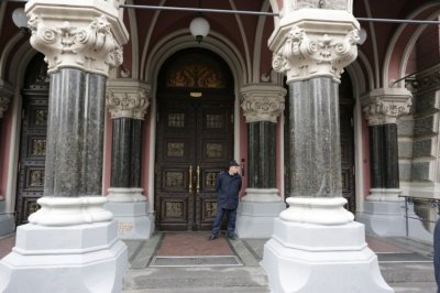 Отмена национализации ПриватБанка не вернет его Коломойскому