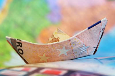 російські виплати за євробондами застрягли через санкції