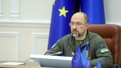 В Україні запроваджують принцип «воюй або працюй»