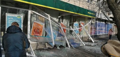 Поліція за добу знайшла підривників відділення Ощадбанку