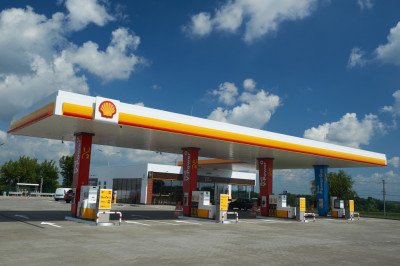 «Укрнафта» завершила купівлю мережі заправок Shell в Україні