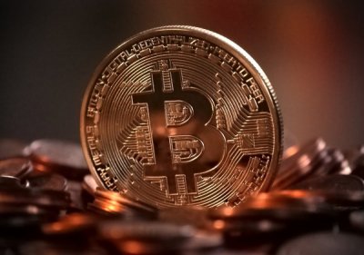 Bitcoin за добу подешевшав на 12,5%