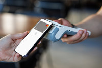 Майже половина українців хоче електронні чеки — Mastercard
