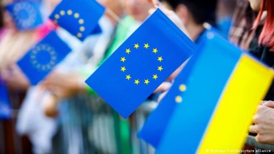 Єврокомісія оцінить Україну як країну-кандидатку в ЄС наступного року