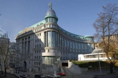 Земельні ділянки банку «Аркада» під Києвом виставлено на продаж