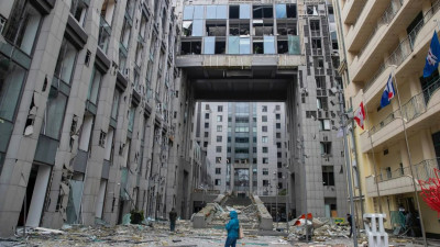 Сенс Банк постраждав від ракетної атаки росії