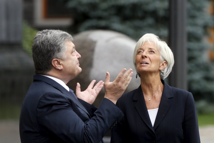 МВФ направил в Украину третий транш кредита