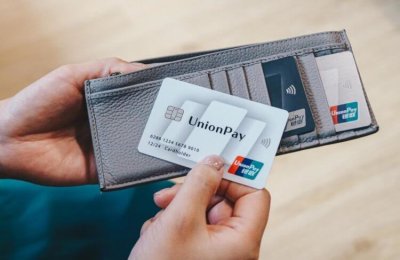 В Іспанії, Чехії та Кіпрі перестали приймати картки UnionPay у росіян