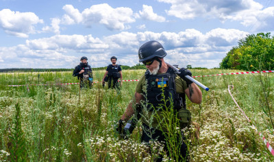 Хто гальмує розмінування