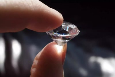 США та ЄС готують санкції проти алмазної галузі рф