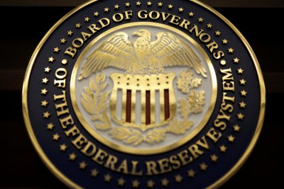 ФРС насичить доларами провідні центробанки