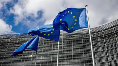 Єврокомісія заклала у майбутній бюджет ЄС 15,2 млрд євро для України