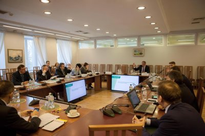 Рада НБУ втягнута в політичне протистояння – Козюк