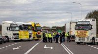Польська блокада перевізників не вплинула на обсяги продажу імпортної техніки