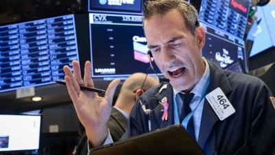 Новий «чорний понеділок»: американські біржі впали на 13%