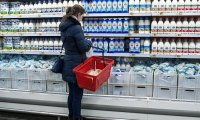 Мешканці ЄС скоротили роздрібну купівлю товарів