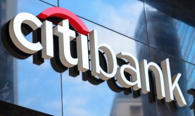російський Сітібанк припиняє прийом та купівлю доларів та євро у касах