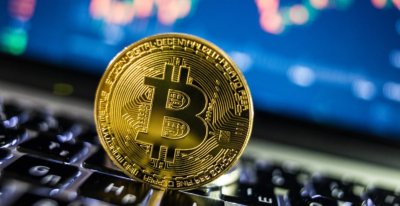 Біткоїн подешевшав на 10% за тиждень