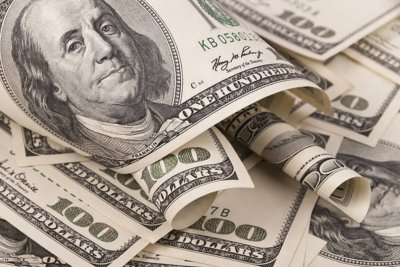 НБУ увеличил план скупки валюты до $100 млн