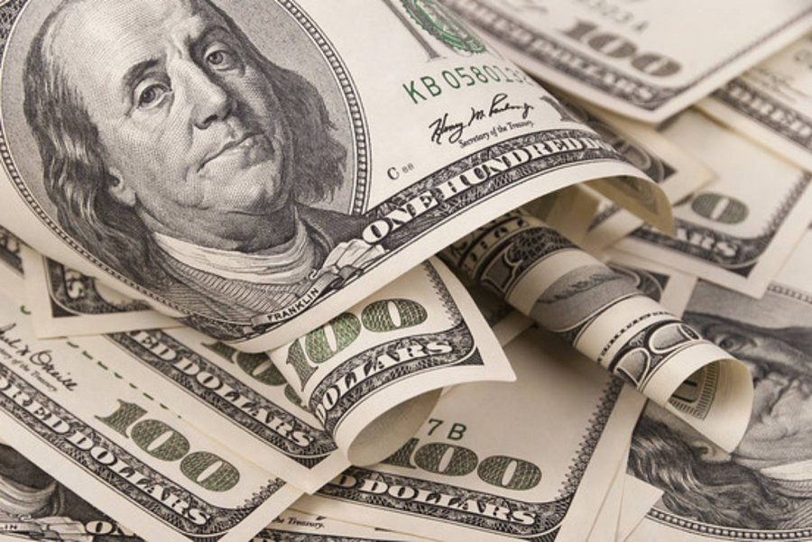 НБУ увеличил план скупки валюты до $100 млн