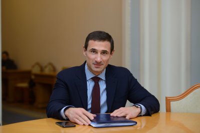 Сотрудница НБУ, пострадавшая из-за валютного перевода Игоря Котвицкого (на фото), может выйти на работу в НБУ спустя три года перерыва