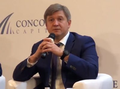 Данилюк: Отмена национализации ПриватБанка выгодна Порошенко и Коломойскому