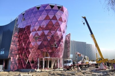 Непроданным сегодня ТРЦ «Республика» займутся иностранцы
