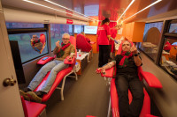 ПУМБ та Ощадбанк об’єднались заради порятунку життів українців