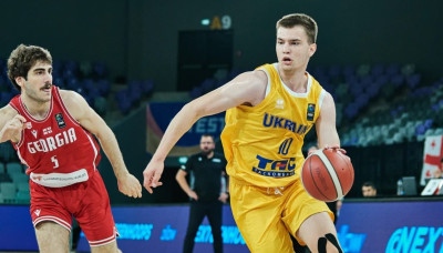 ТАСКОМБАНК у 2025 знову підтримав ФБУ як офіційний партнер молодіжних та юніорських збірних України з баскетболу