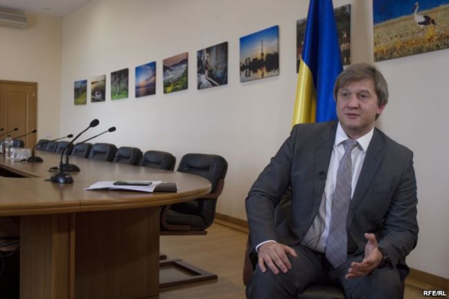 Данилюк предлагает раздать бизнесу «деньги Януковича»