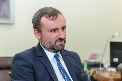 НБУ погрожує санкціями непрозорим небанкам