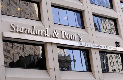 S&P повысило кредитный рейтинг Украины