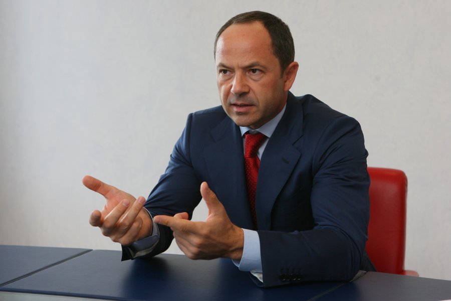 Тигипко разрешили купить Универсал Банк