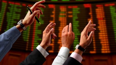 ИГ «Универ» выкупает долю в «Украинской бирже»
