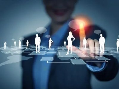 Кадровий голод подвоїв зарплати окремих банкірів