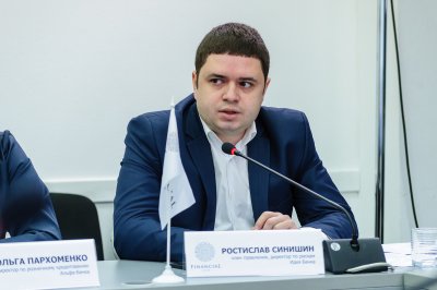 Частным исполнителям поручат взыскать долги физлиц