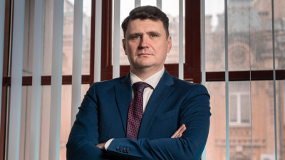 Аукціони під час війни: що показав продаж активів Комінвестбанку