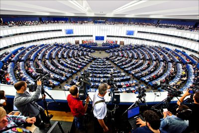 Европарламент одобрил финпомощь Украине в 1 млрд евро