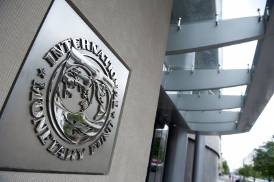 МВФ вимагає обіцяне з України