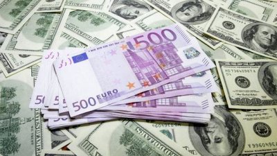 Нацбанк продав $679,3 млн на міжбанку
