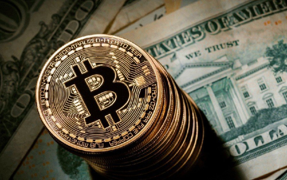 Біткоїн опустився нижче $79 тисяч